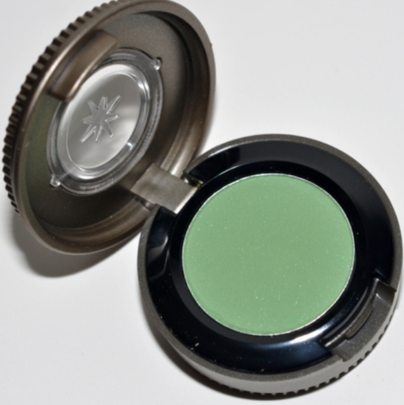 🌟HP🌟🧚♀️🌟CHRONIC Urban Decay DISCONTINUED Eyeshadow Single NWOBOX - Picture 3 of 8